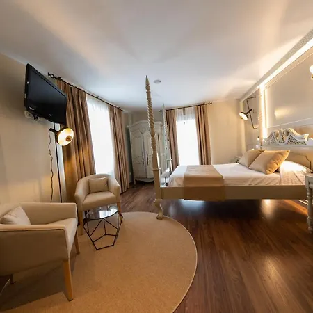 Casablanca Hotel 3*